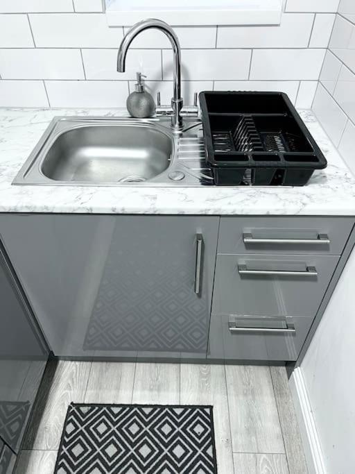 Modern Studio Near Nec With Free Parking - Prime Location Sheldon  Екстер'єр фото