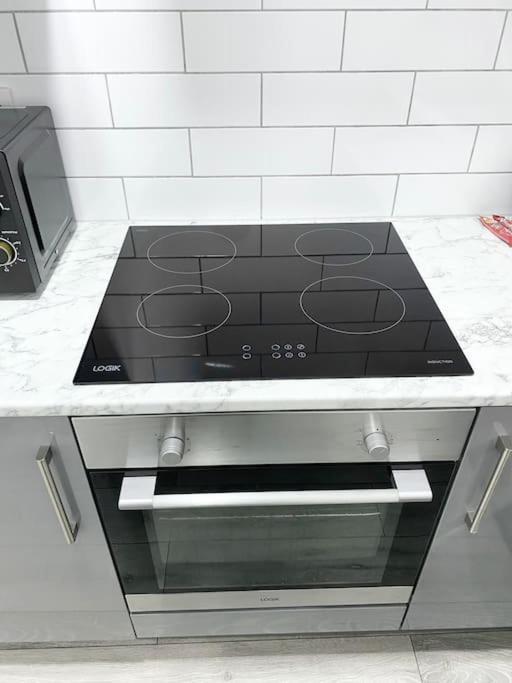 Modern Studio Near Nec With Free Parking - Prime Location Sheldon  Екстер'єр фото